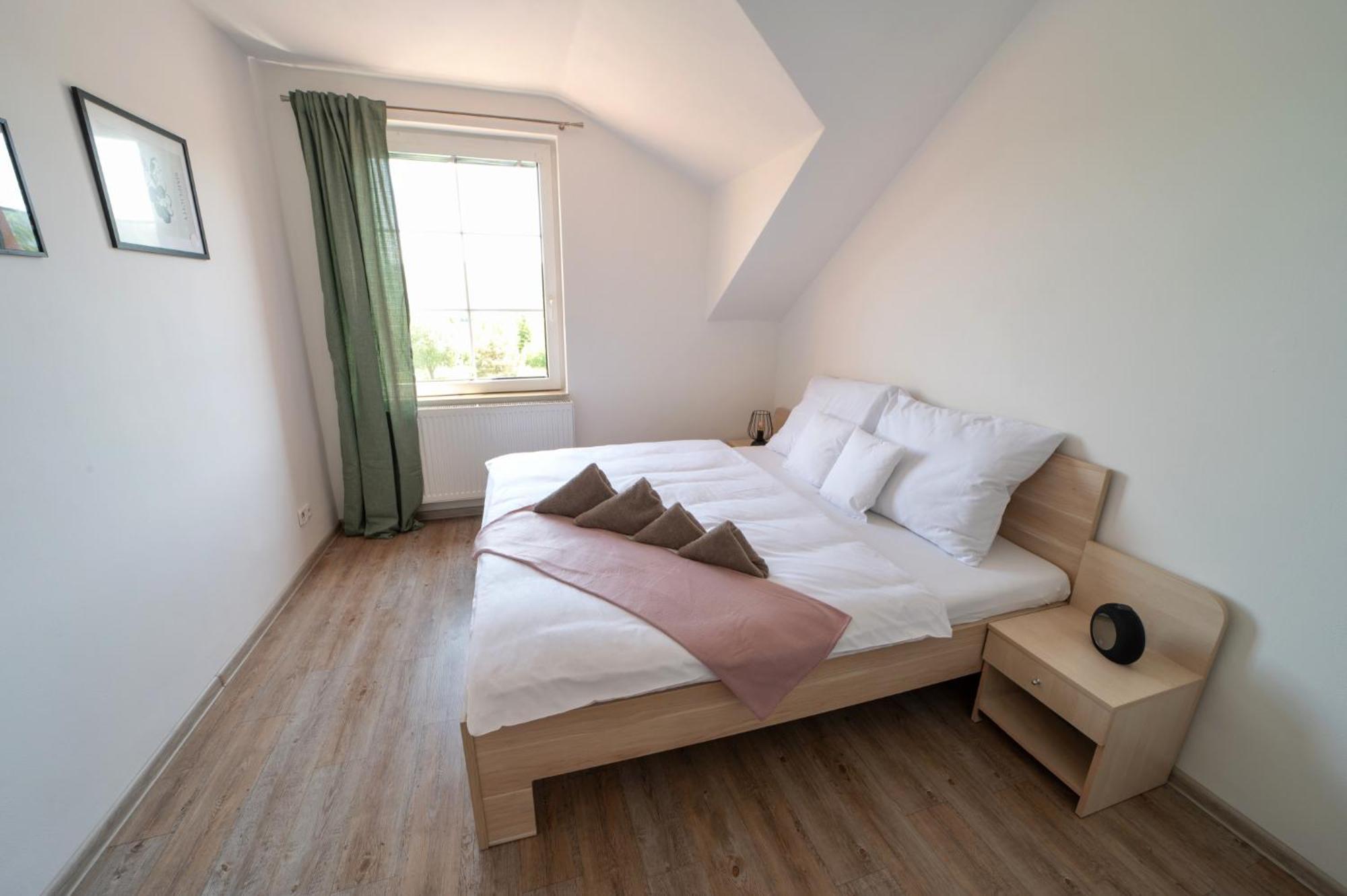 Hotel Formule Perštejn Zewnętrze zdjęcie
