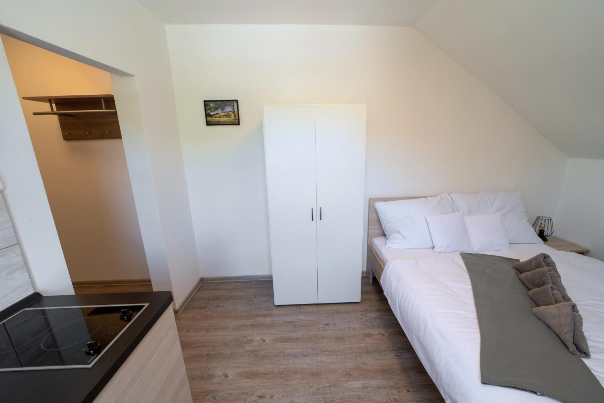 Hotel Formule Perštejn Zewnętrze zdjęcie