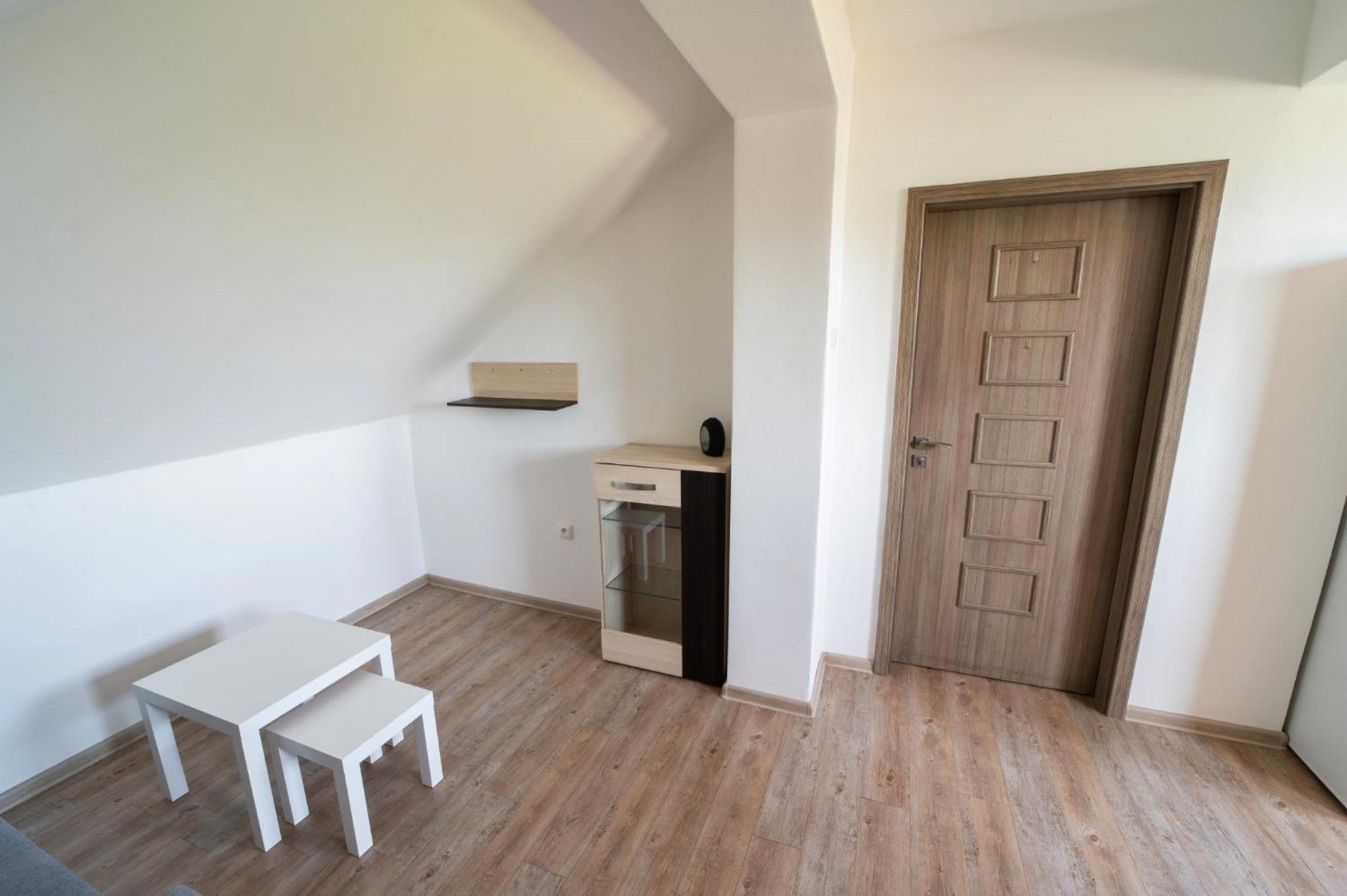 Hotel Formule Perštejn Zewnętrze zdjęcie
